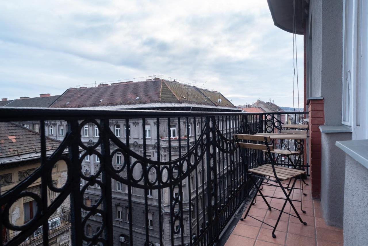 Kiraly Central Apartment With Free Parking And Ac Budapest Exterior photo