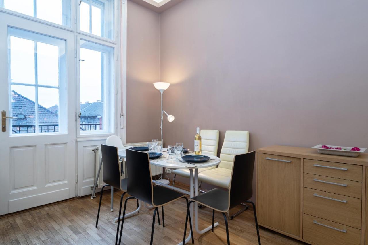 Kiraly Central Apartment With Free Parking And Ac Budapest Exterior photo